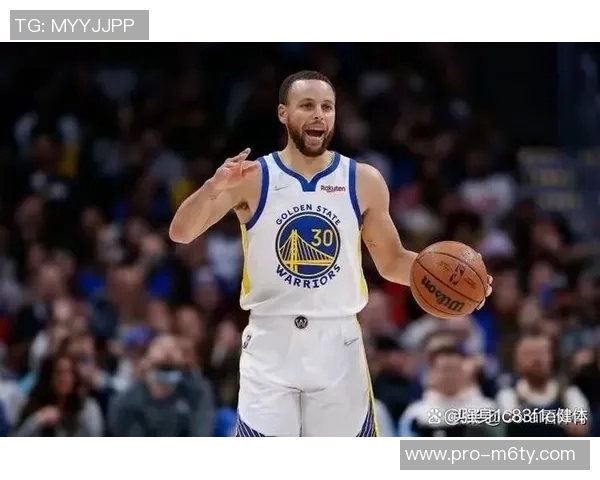 库里谈背靠背赛程挑战称球队在与掘金的较量中展现拼搏精神